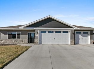 1908 Eastgate Dr, Crete, NE 68333
