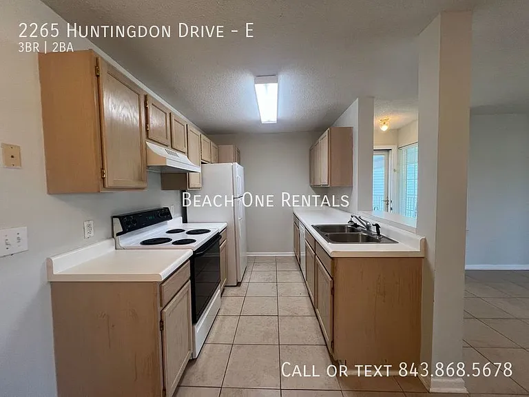 2265 Huntingdon Dr #E — Photo 6