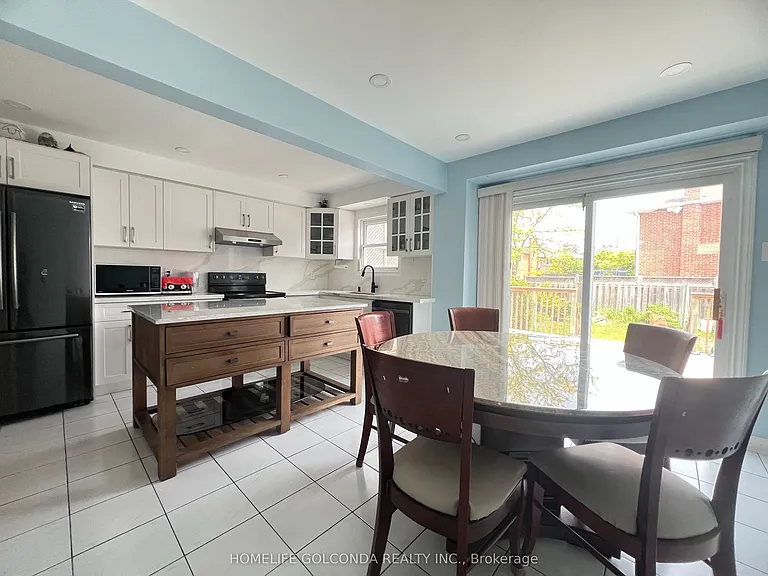 5404 Heritage Hills Blvd #UPPER — Photo 3