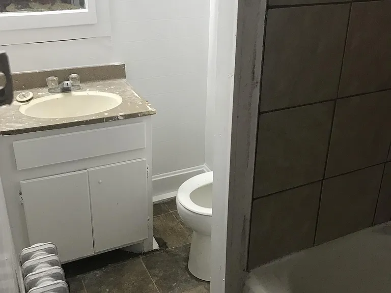 2900-2902 Cottage Dr #301-2902 — Photo 12