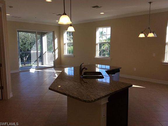 4th image of 28086 Sosta Ln #201