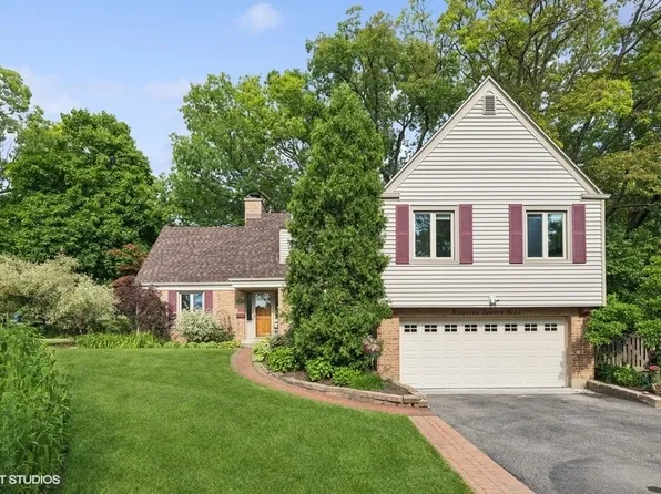 1929 Clifton Ave, Highland Park, IL 60035