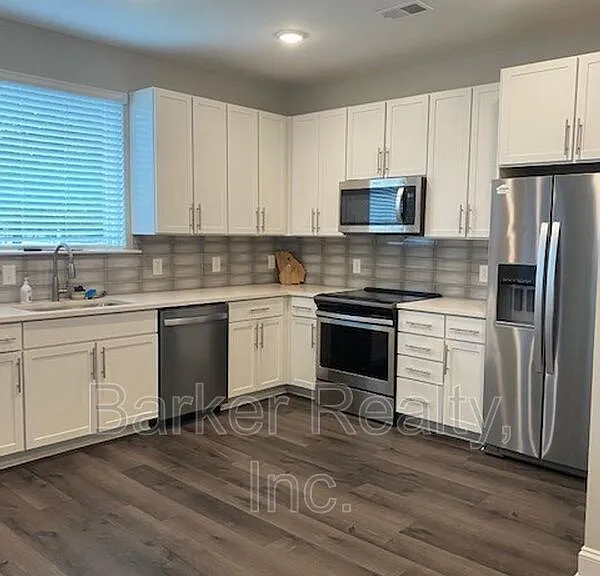 414 S White St #307 — Photo 3