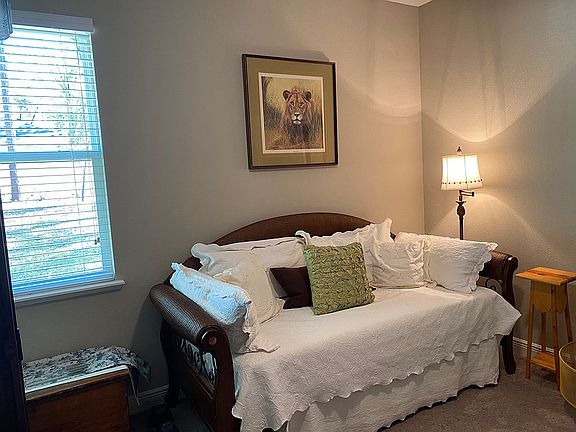4th bedroom 