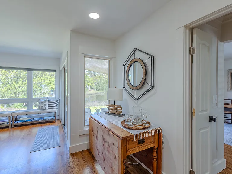532 Wesley Oak Cir — Photo 15