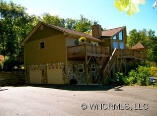 210 Rickman Rdg, Canton, NC 28716