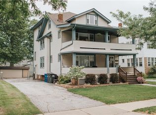 17446 Shaw Ave, Lakewood, OH 44107