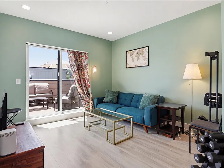 7356 Blade Dr — Photo 31