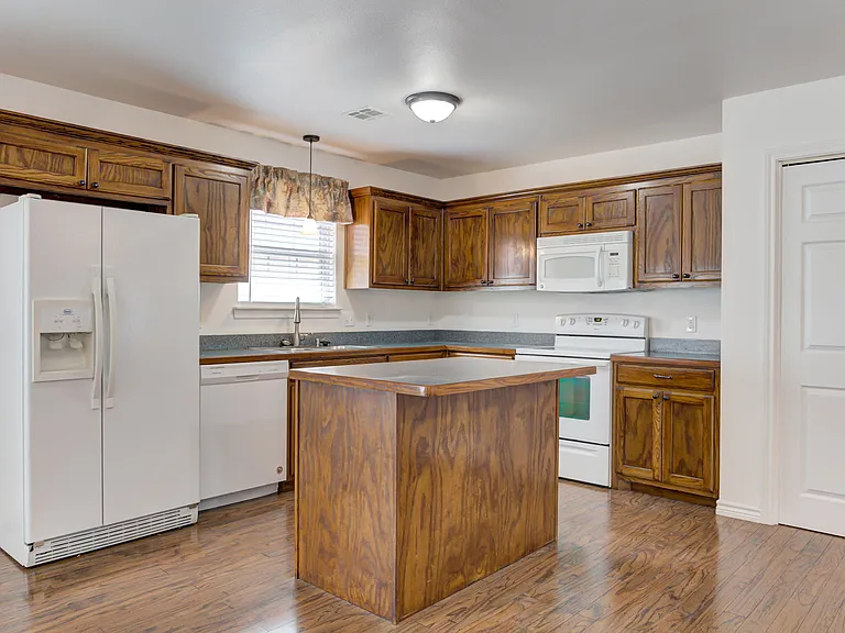 3727 Cedar Ridge Dr — Photo 12