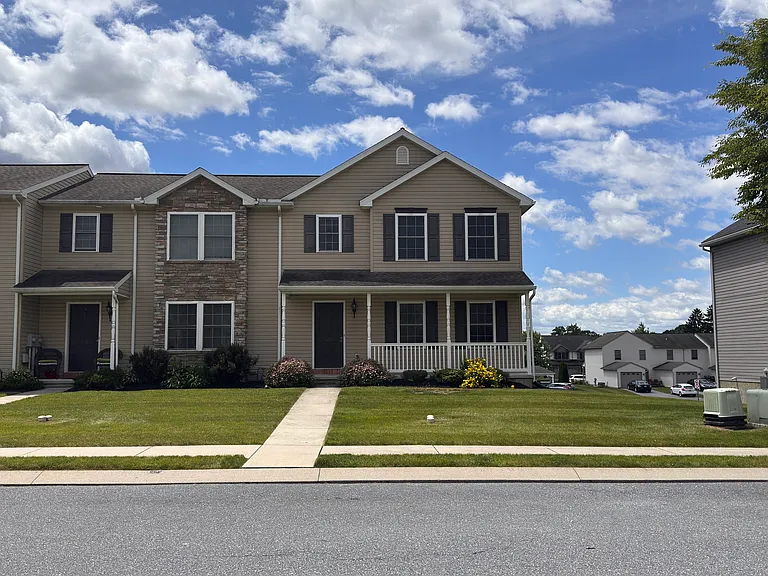 250 Limestone Dr — Photo 35