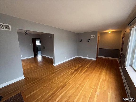 3rd image of 3448 Tedmar Ave