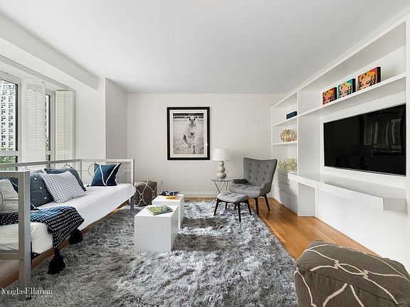 5th image of 200 E 66th St APT D406