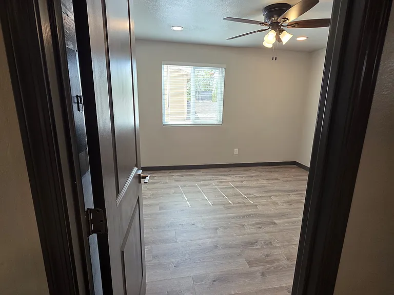 3046 E Marconi Ave #204 — Photo 25