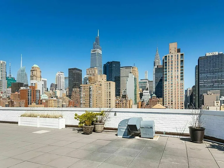 155 E 34th St #11B — Photo 13
