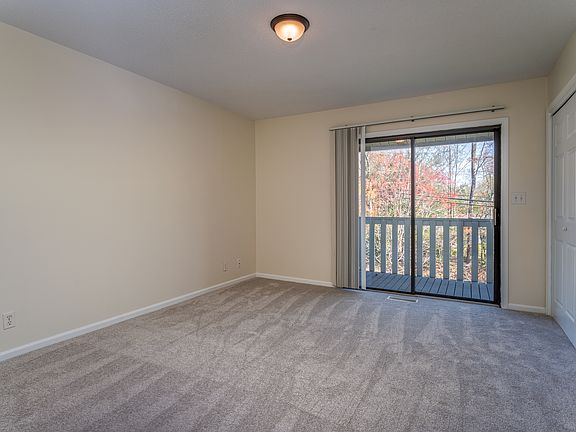 5th image of 76 Greenville Hwy #1