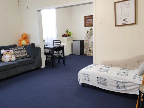 1614 Summit Avenue image 11 of 16