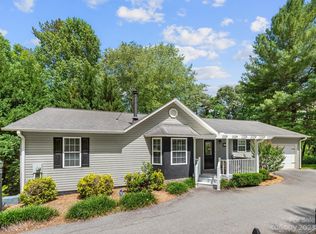 210 Post Oak Trl, Leicester, NC 28748