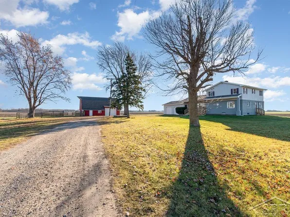 4079 S Eight Mile Rd, Auburn, MI 48611