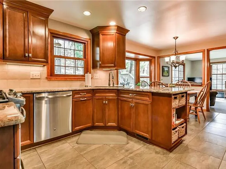 389 Pine Valley Ct — Photo 15