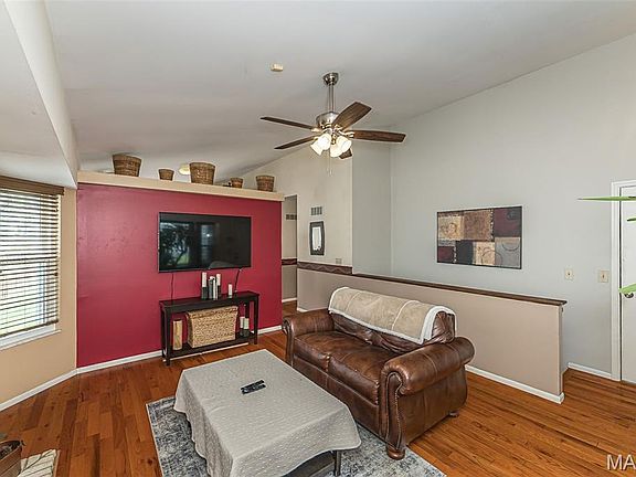 4th image of 172 Autumn Chase Dr