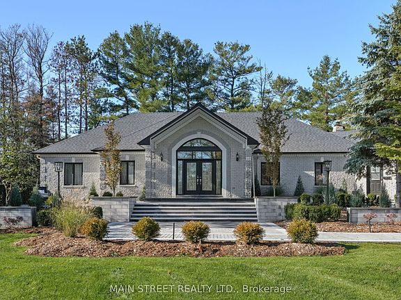 4th image of 2 Gooseberry Ln