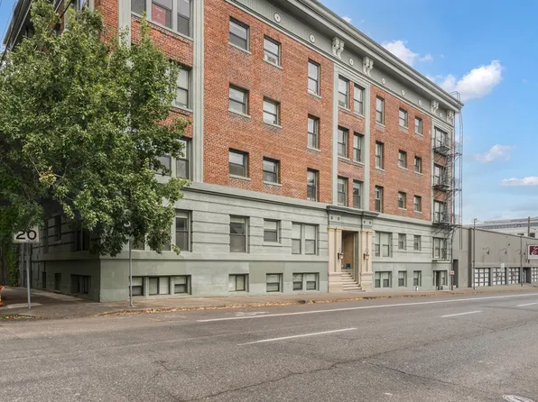1631 NW Everett St APT 404, Portland, OR 97209