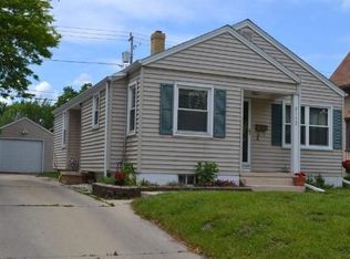 2113 S 83rd St, West Allis, WI 53219