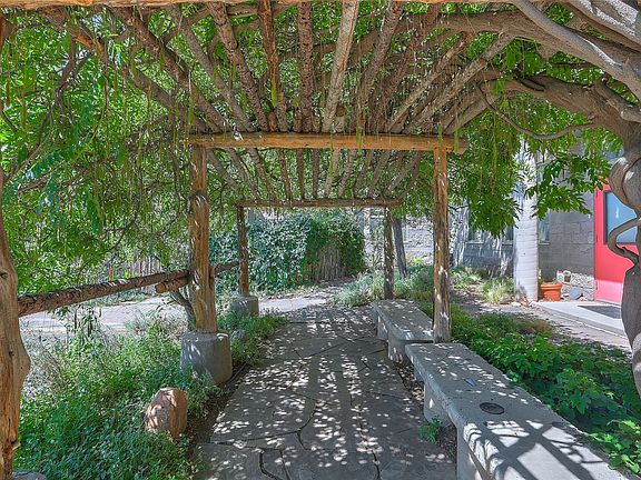 2nd image of 83 Placita De Oro APT 6
