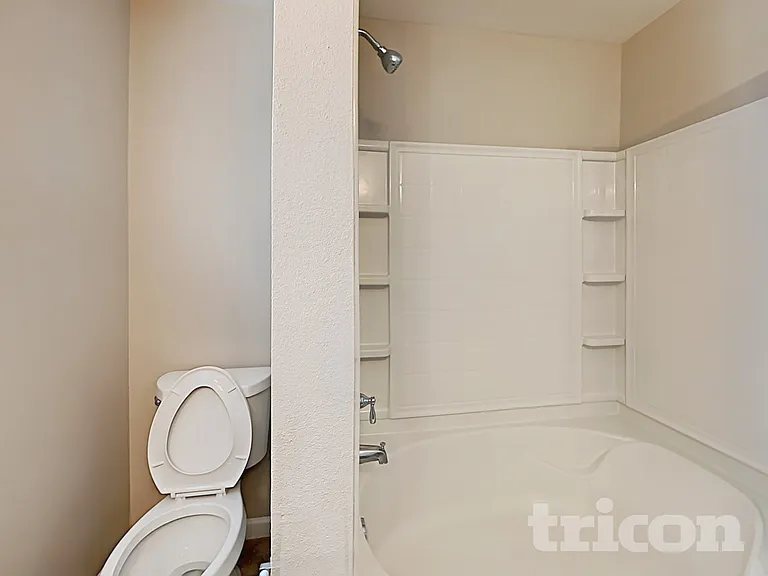 4065 Banbridge Dr — Photo 10