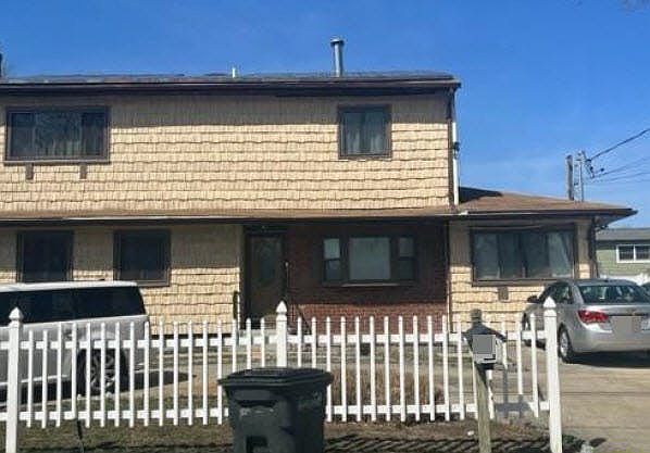 1st image of 125 N Ontario St