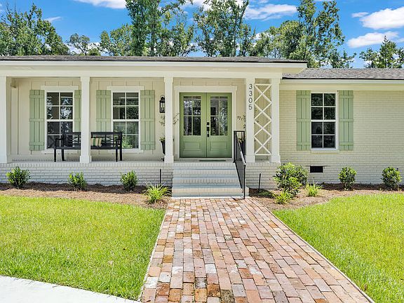 4th image of 3305 Plantation Dr