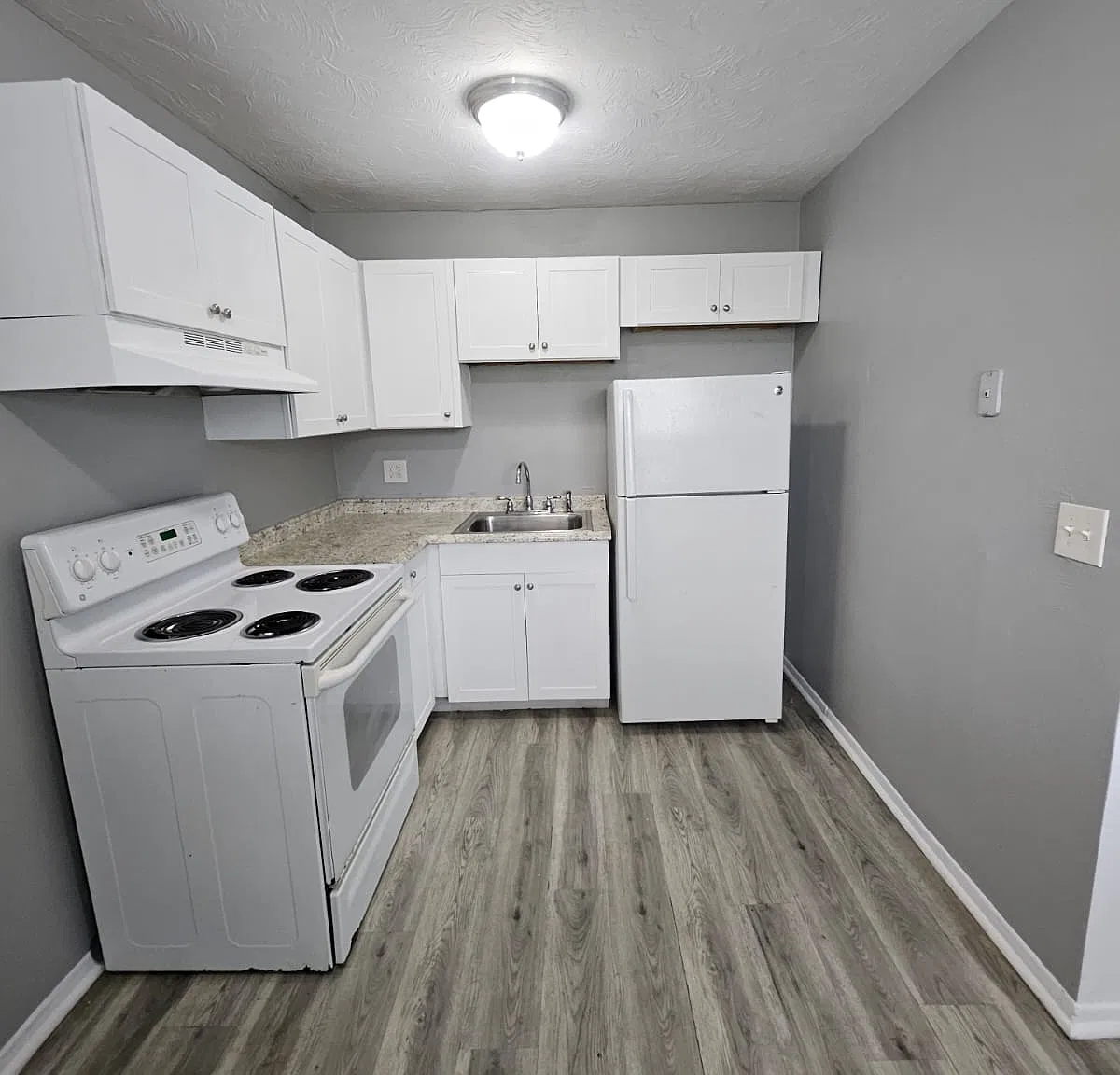 4640 Oberlin Avenue - 4640 - B1 — Photo 2