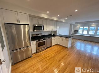 300 Beacon St APT 3, Boston, MA 02116
