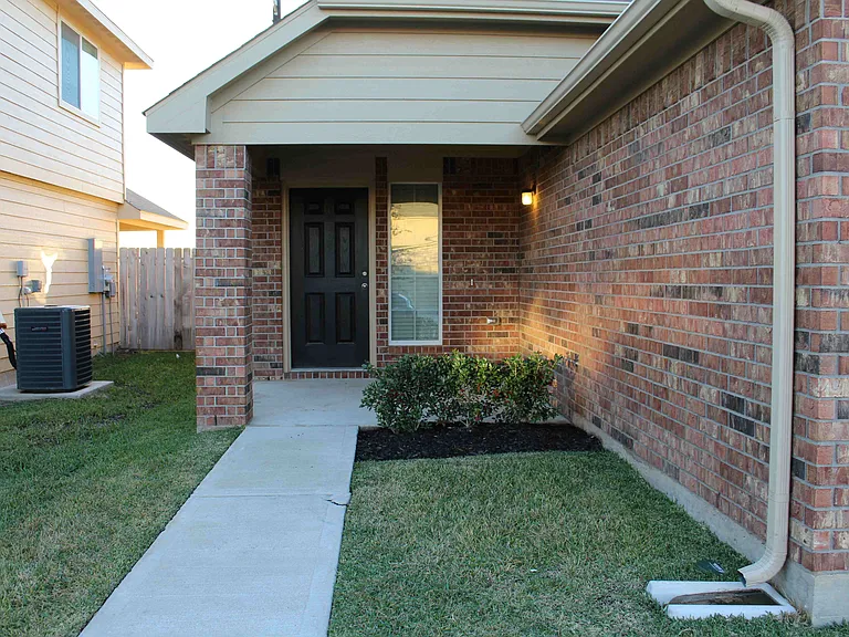 5631 Long Arbor Ln — Photo 5