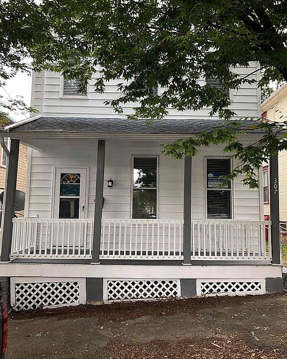 1st image of 307 N Montgomery St