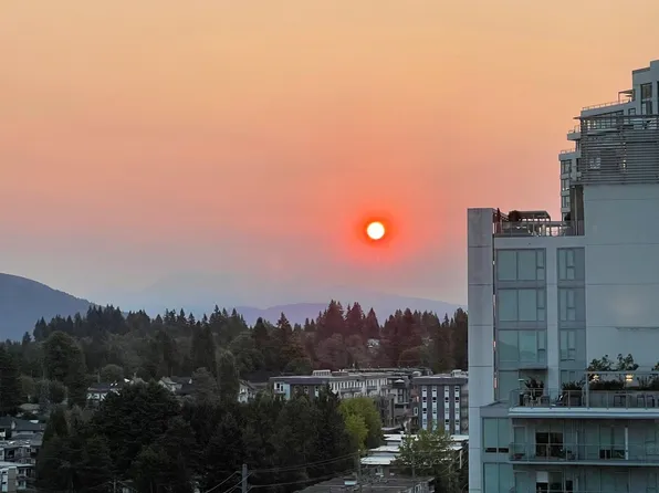 520 Como Lake Ave #1805, Coquitlam, BC V3J 0E8