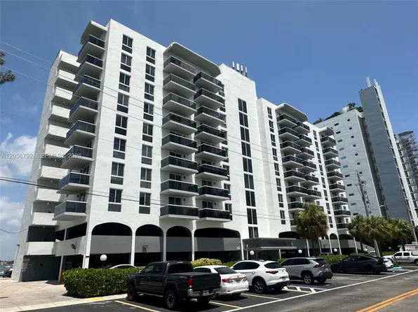 7928 West Dr APT 504, North Bay Village, FL 33141