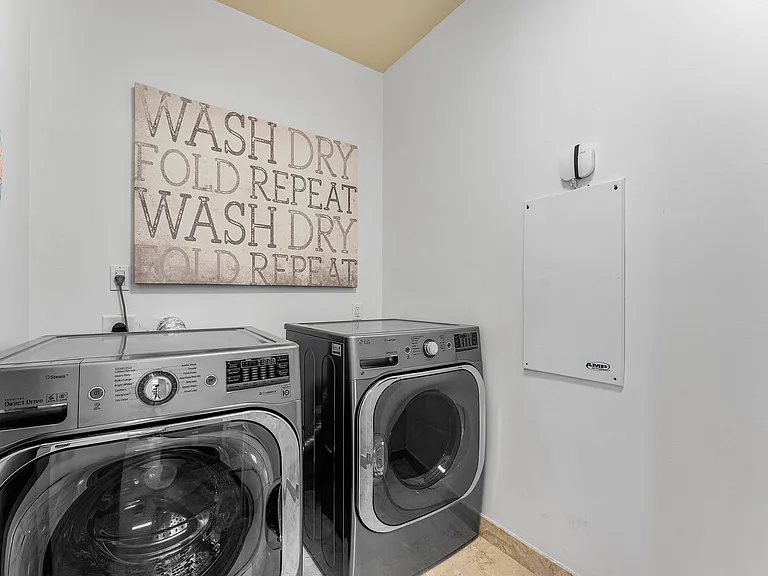 2640 Lake Shore Dr #2215 — Photo 15