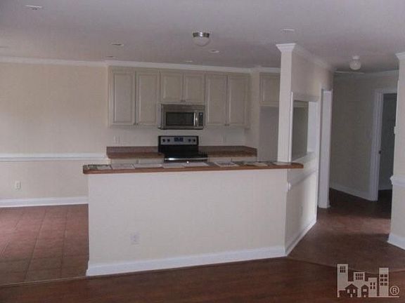 4th image of 602 Palmer Dr