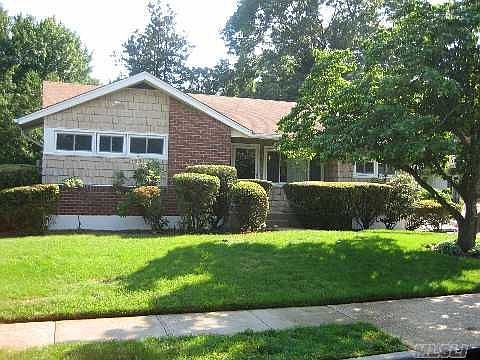 1st image of 624 Garden Ln
