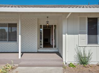 19469 Victoria Ct, Sonoma, CA 95476
