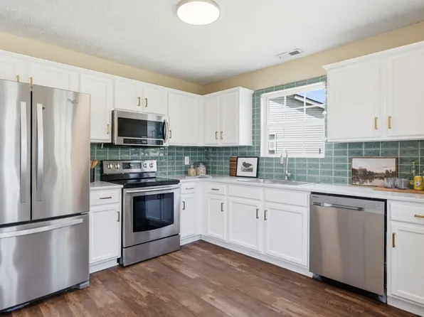 512 Longleaf Ct, Nashville, TN 37207