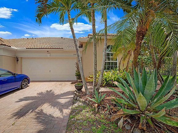 2nd image of 2568 Sandy Cay