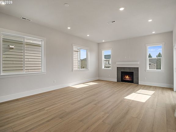 3rd image of 11882 SW Strobel Rd