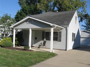 389 Jennings Ave, Cuyahoga Falls, OH 44221