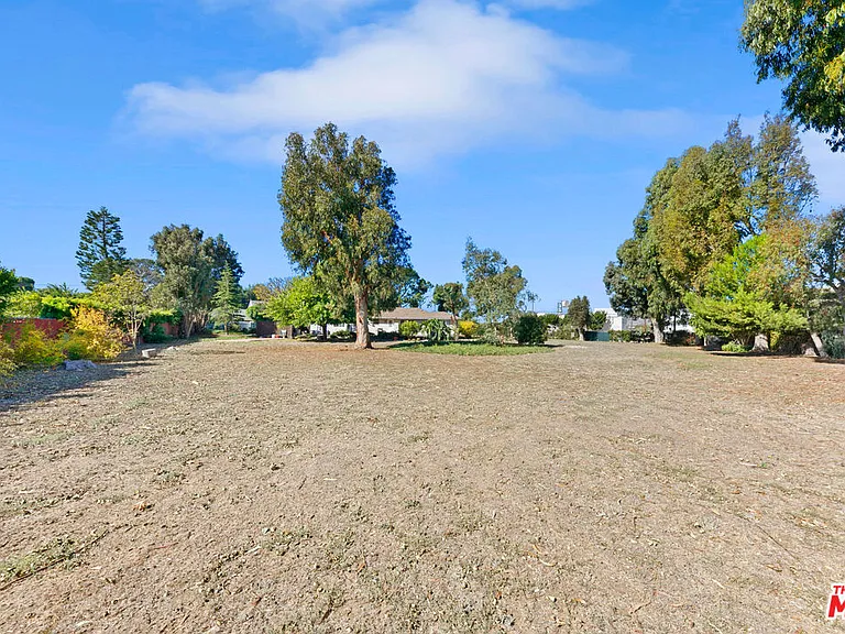 29242 Heathercliff Rd — Photo 29