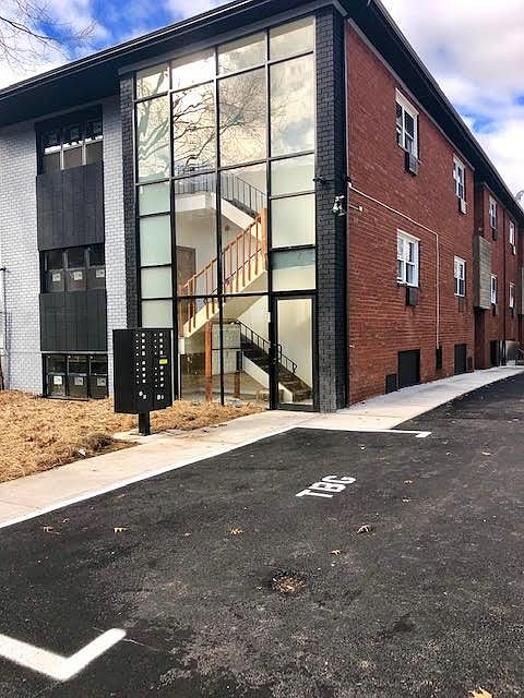 1st image of 207 N Walnut St APT 5