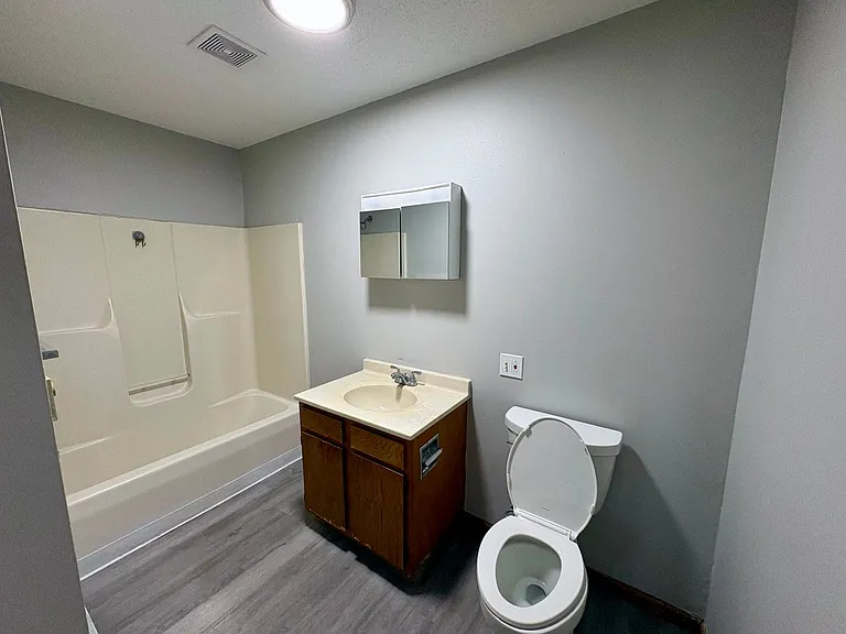 Hershey Manor Apartments — Photo 19