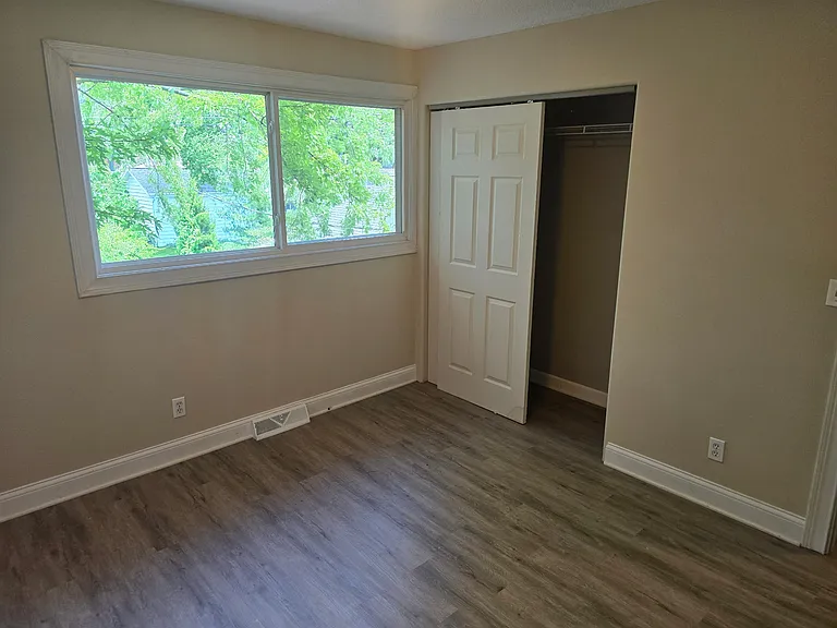 225 Vail Ct #1 — Photo 9