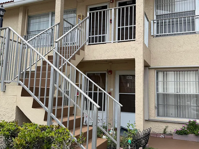 3662 N University Dr #F-7 — Photo 14